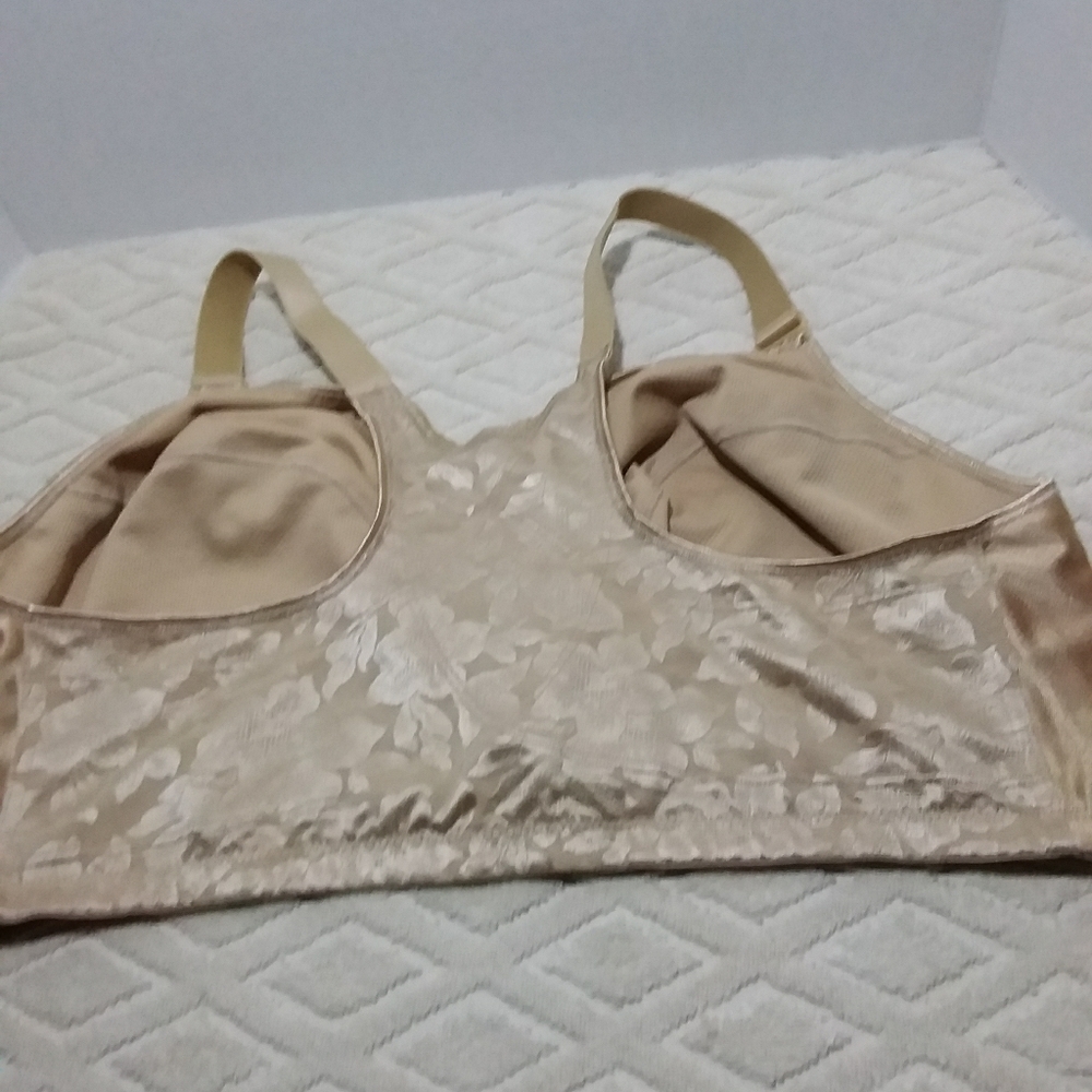 - ⬇️ Playtex front close posture bra. - Picture 6 of 7